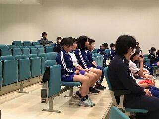 ５年生臨海自然教室入所式の様子