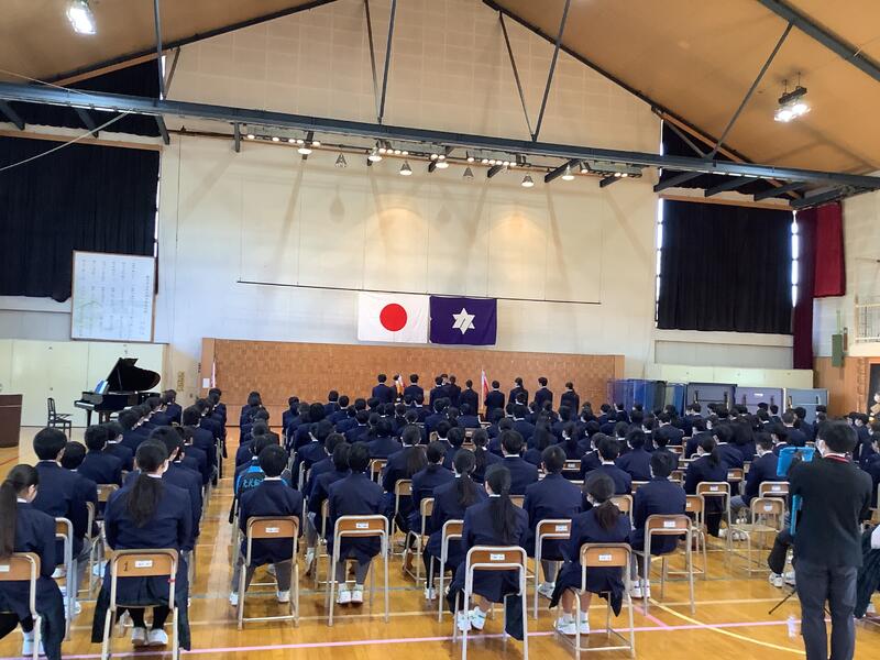 体育館で一堂に会しての儀式は久しぶりです。